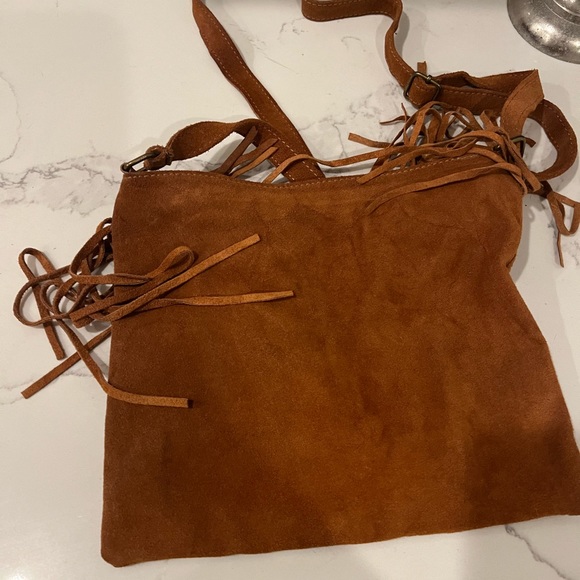Brandy Melville Brown Fringe Purse - like new - Picture 3 of 4